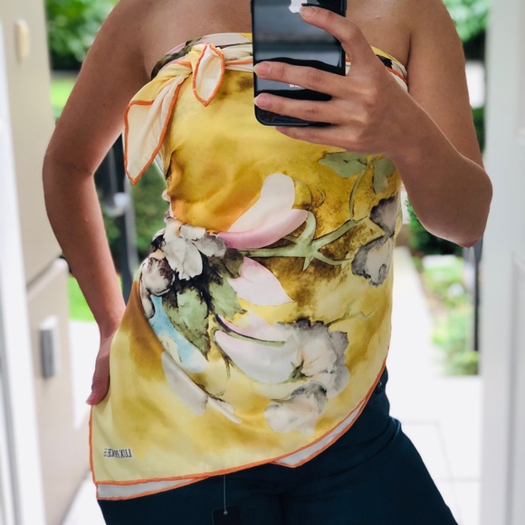 Yellow/gold floral Scarf - Picture 8 of 8